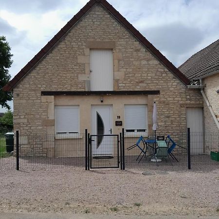 Aux Merveilles Des Ormes Breugnon Buitenkant foto